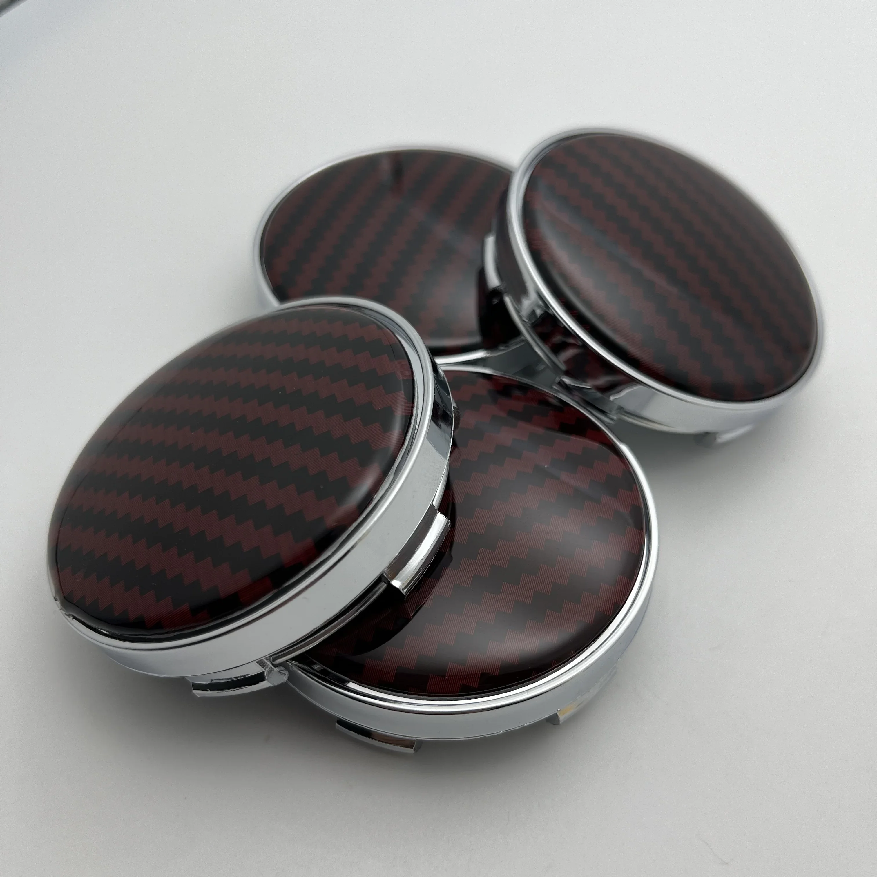 

4Pcs/Set 56mm65mm(BlackRed)(BlackSilver)epoxy resin Carbon Fibre Emblem Badge Stickers Car Wheel Center Caps Styling Accessories