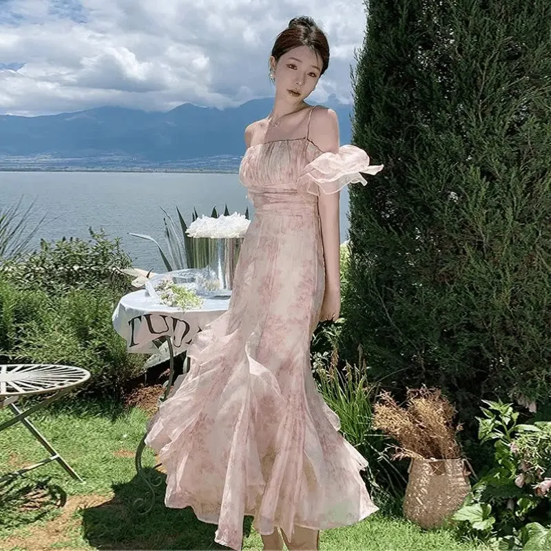 فستان نسائي صيفي فرنسي مثير بأكمام منتفخة ومطبوع فساتين طويلة بقصة ضيقة بدون ظهر قميص مزهّر ملابس Coquette Y2k