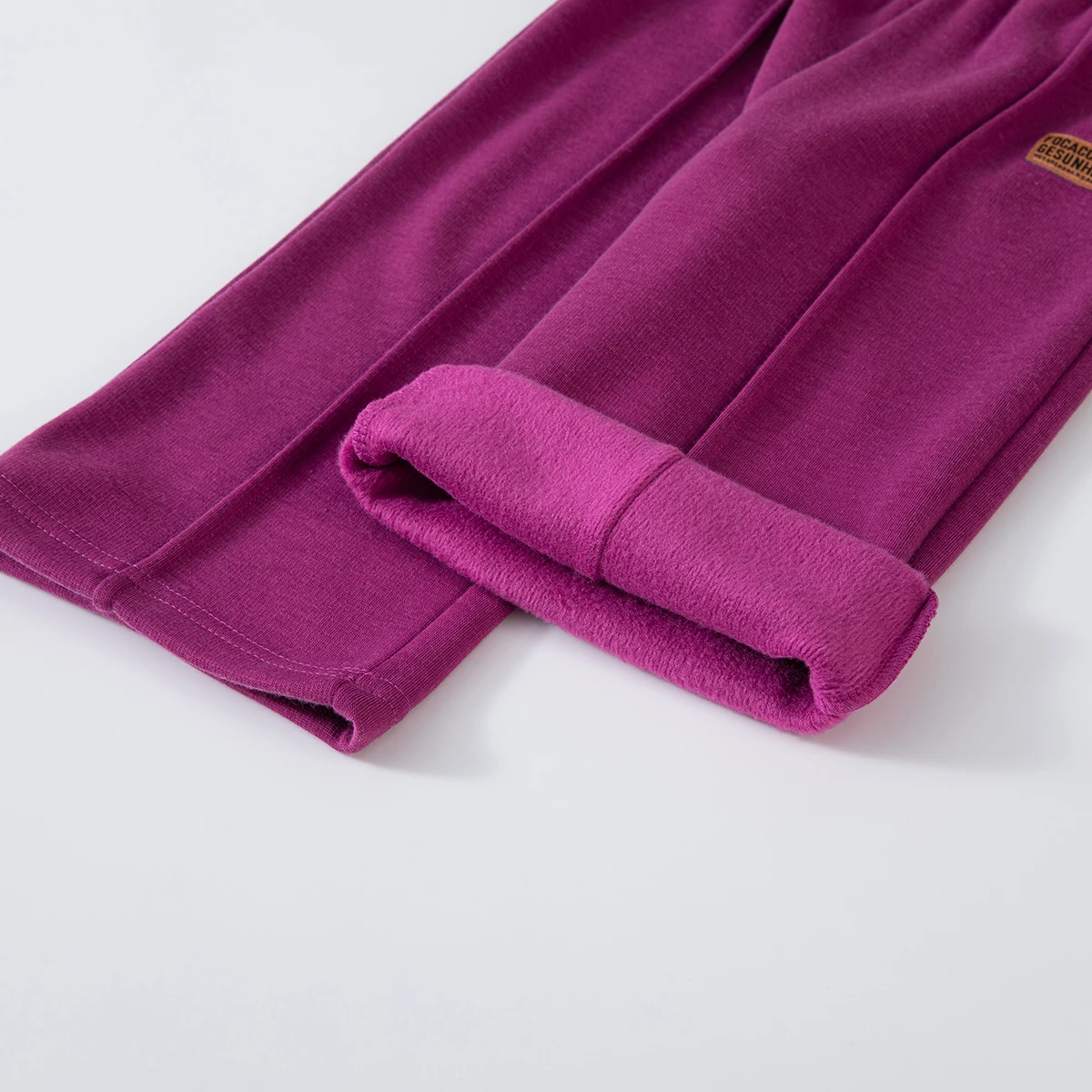 Mädchen-Strickset mit Fleece-Futter, 2-teilig, für Herbst und Winter, Rundhals-Oberteil mit langen Ärmeln und ausgestellte Hose, warmes Outfit für den täglichen Gebrauch, für Kinder. – Detail 15