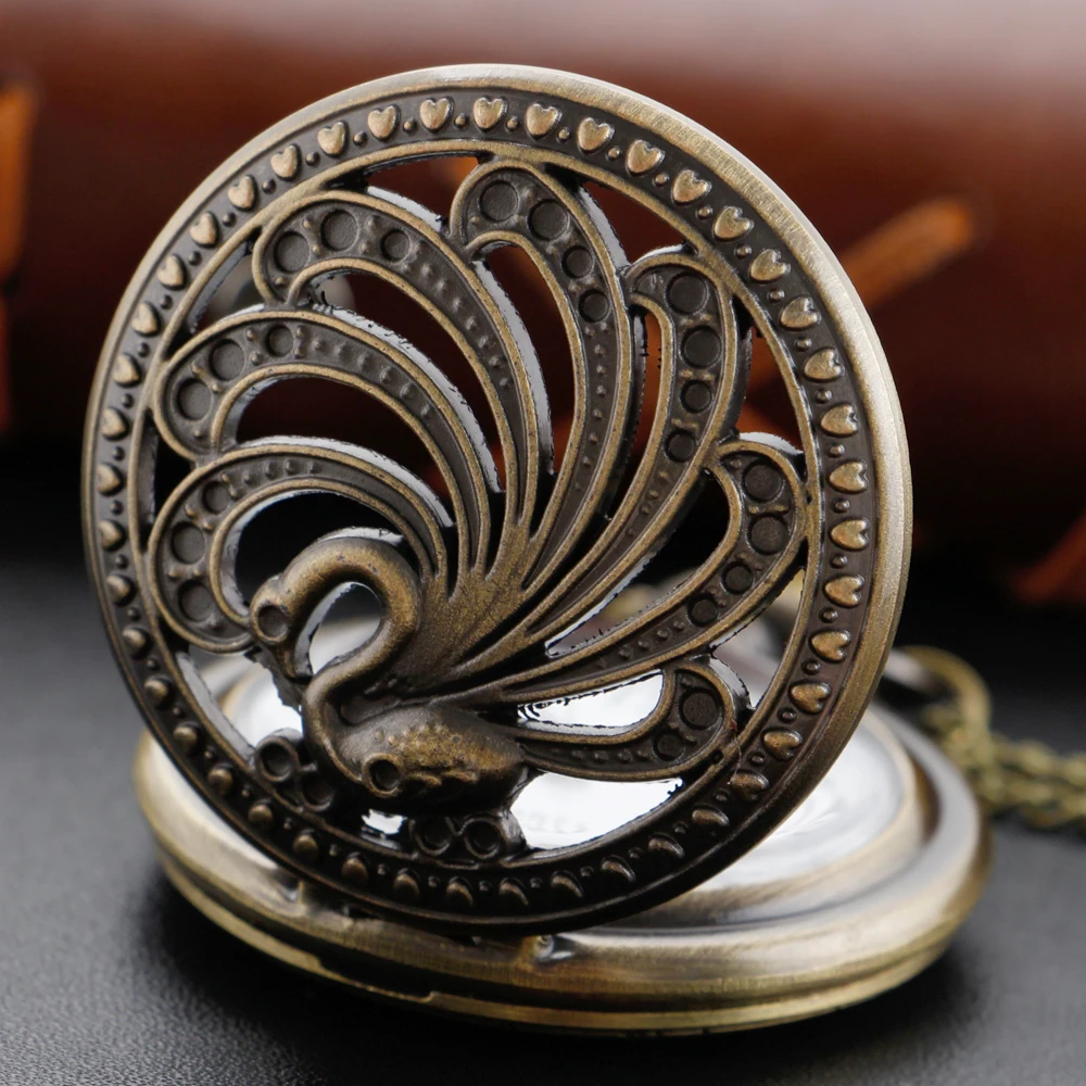 Antique Peacock Animal Bird Hollow Quartz Pocket Watch Exquisite Retro Chain Necklace Pendant Jewelry Clock Gift