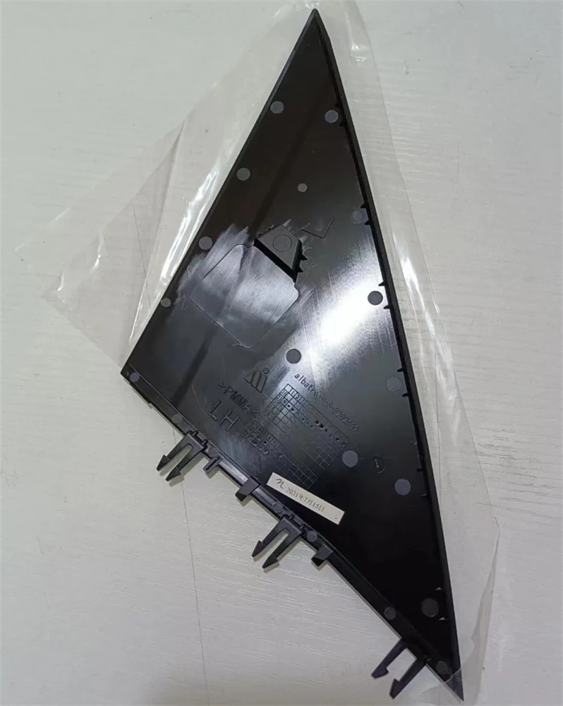 ForTesla Model 3/Y Original Exterior mirror triangle Trim Panel Trim panel Black Paint  2287.3013 2287.3014  8202209 8202109