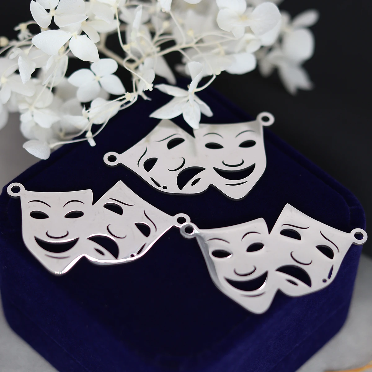 3pcs Drama Performing Arts Comedy And Tragedy Mask Charms Pendants For DIY Crafting Bracelet Necklace Jewelry Making Accessories