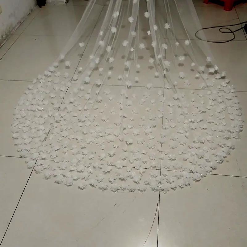 

Элегантная свадебная фата с цветочным принтом по индивидуальному заказу | Двухуровневая длинная фата белого цвета