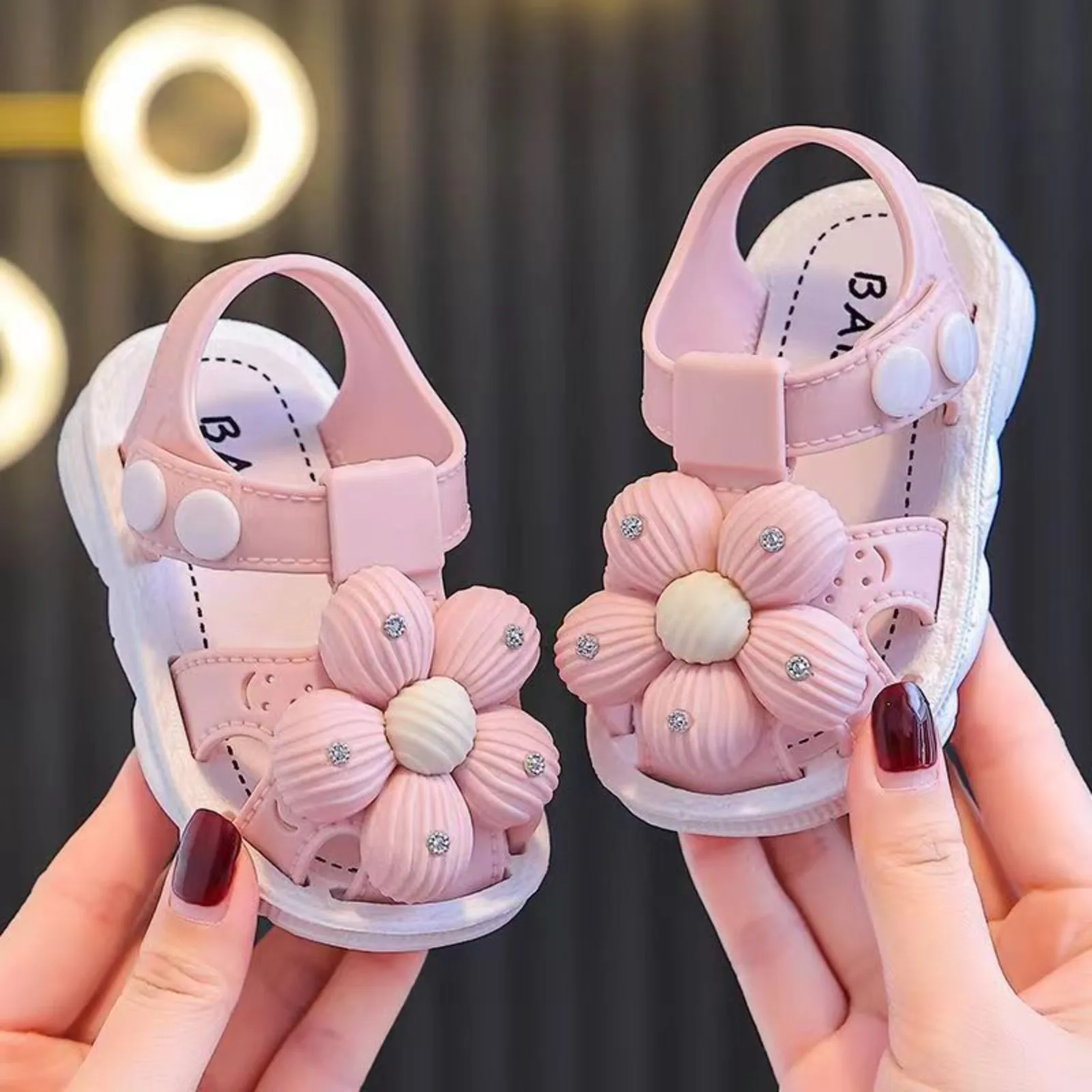 

Infant Baby Girl Pink Cute Sandals Comfort Premium Summer Outdoor Casual Beach Shoes with Flower Bowknot Anti Slip Shoes