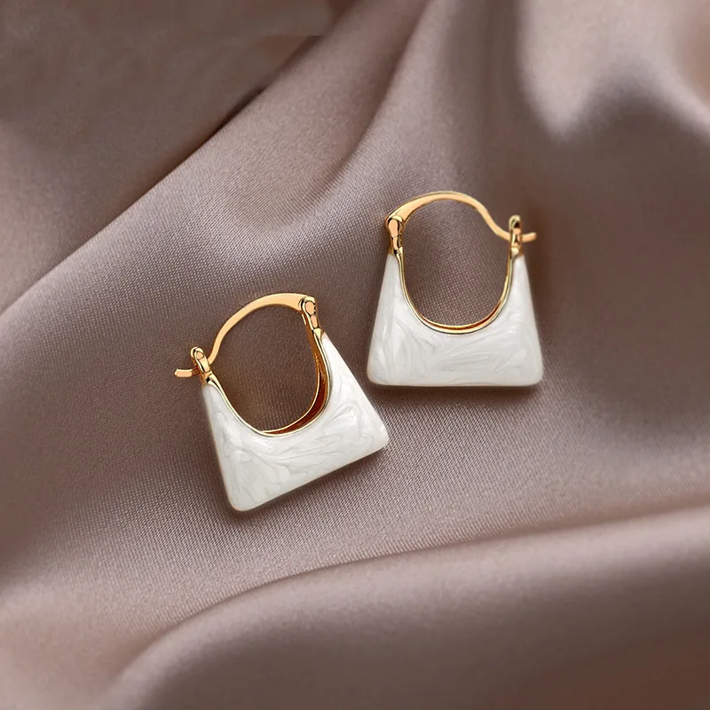 New Unique Statement Bag Shape Dangle Earrings for Women White Enamel Oil Hollow Hoop Circle Retro Drop Earrings Jewelry Gift