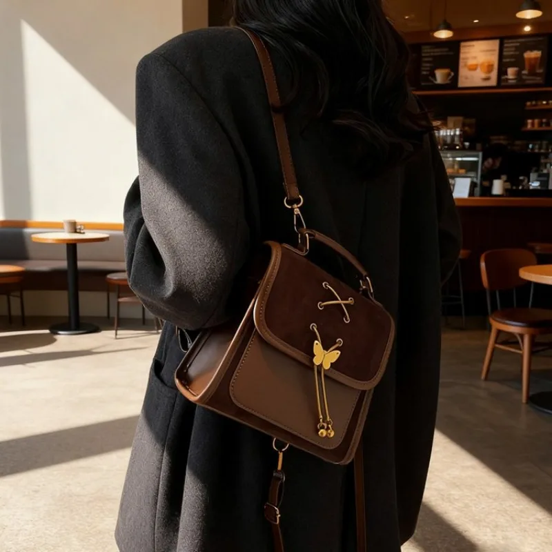 

Fashionable Retro Handbag Y2K Style Maillard Color Floral Accent Commuting Exquisite