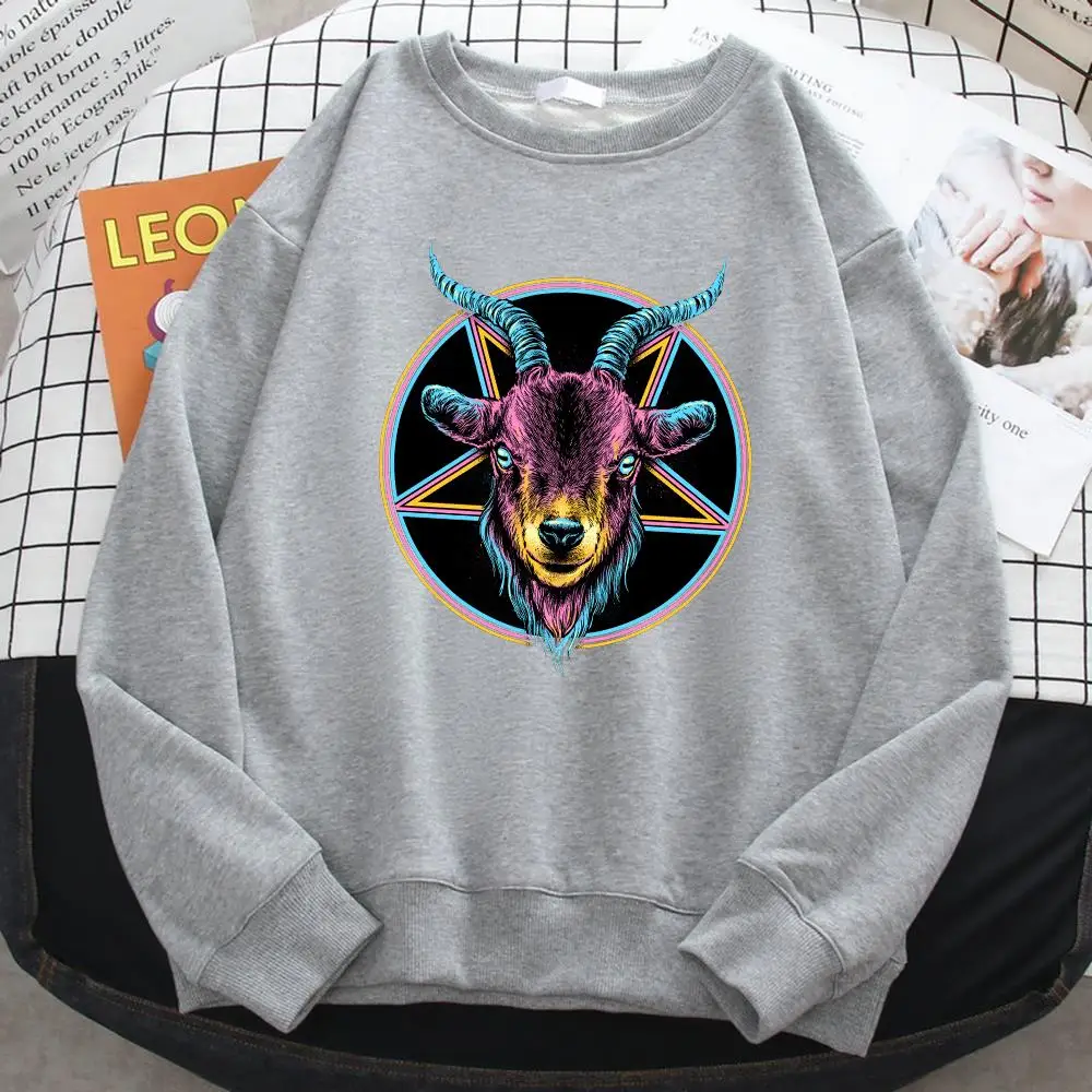 Street Simple Women Pullovers Satan Demon Sheep Head Print Hoody Warm Comfortable Sweatshirts Crewneck All-Math Ladies Clothing