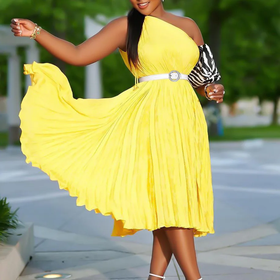 

D404 Women's New Fashion Dress With Belt, Stylish And Elegant, One-shoulder, Solid Color, Pleated, With A Large Hem