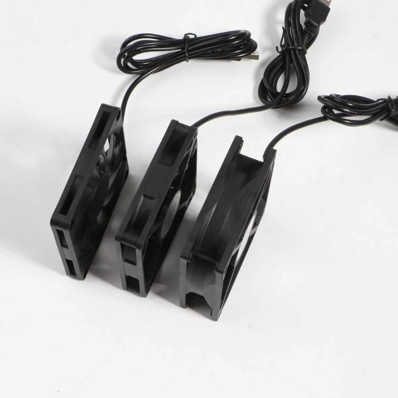 090F 1PACK 80 -мм вентилятор USB 5V Бесщета по вентиляторам охлаждения постоянного тока для корпуса компьютера для компьютера