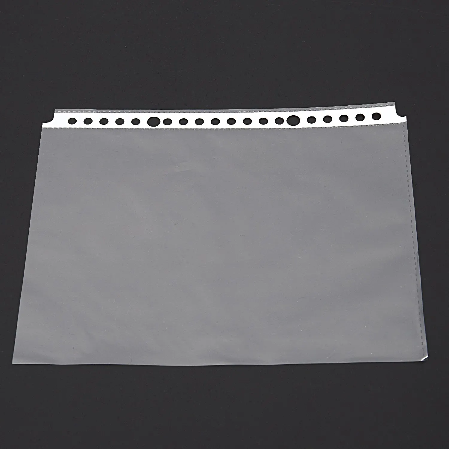 AM-Pack Of 200 A5 Clear Punched Pockets - Plastic Poly Folders