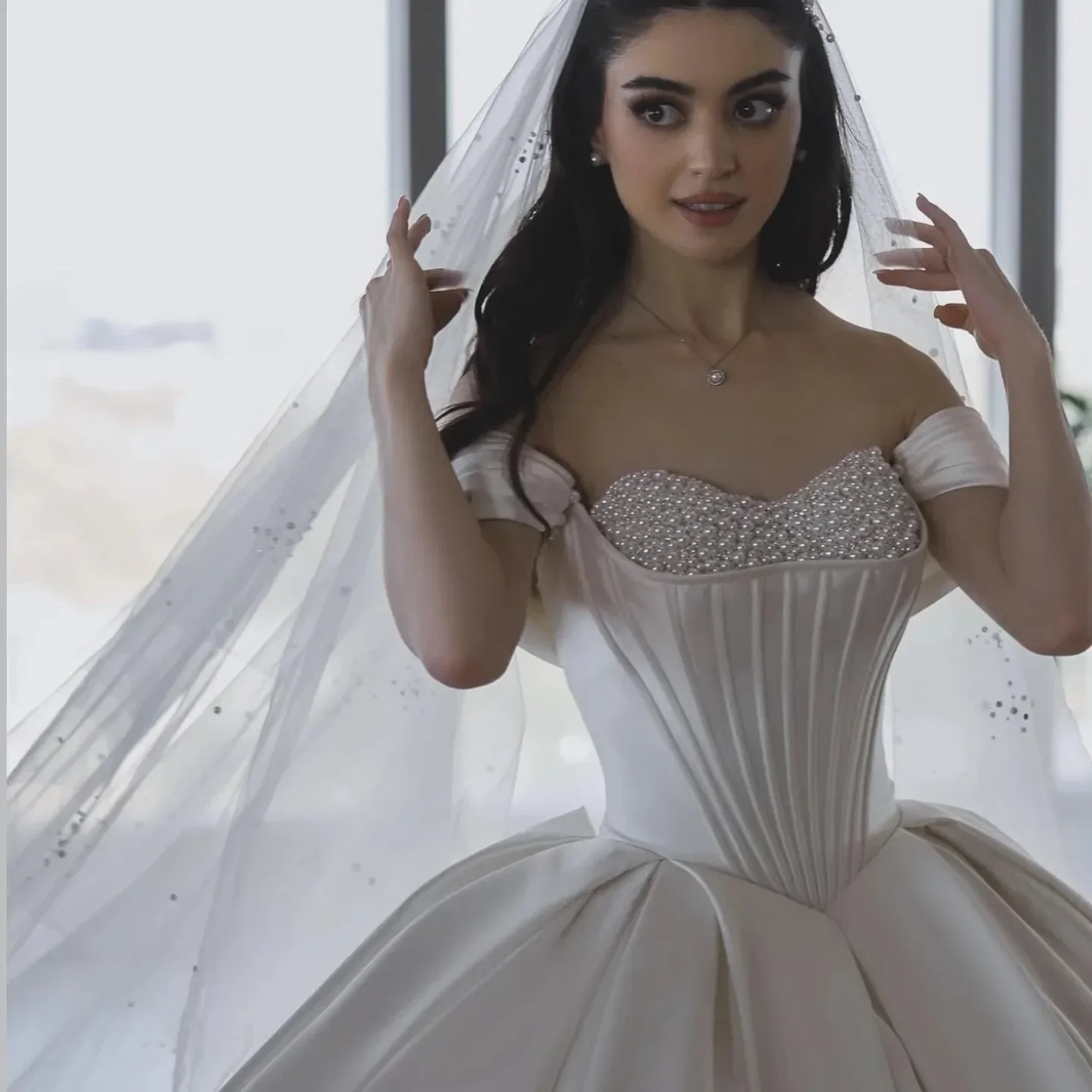 

High End A-line Wedding Dress 2026 Off the Shoulder Pearls Beads Satin Church Bridal Gowns Bride Dresses Vestidos De Noiva