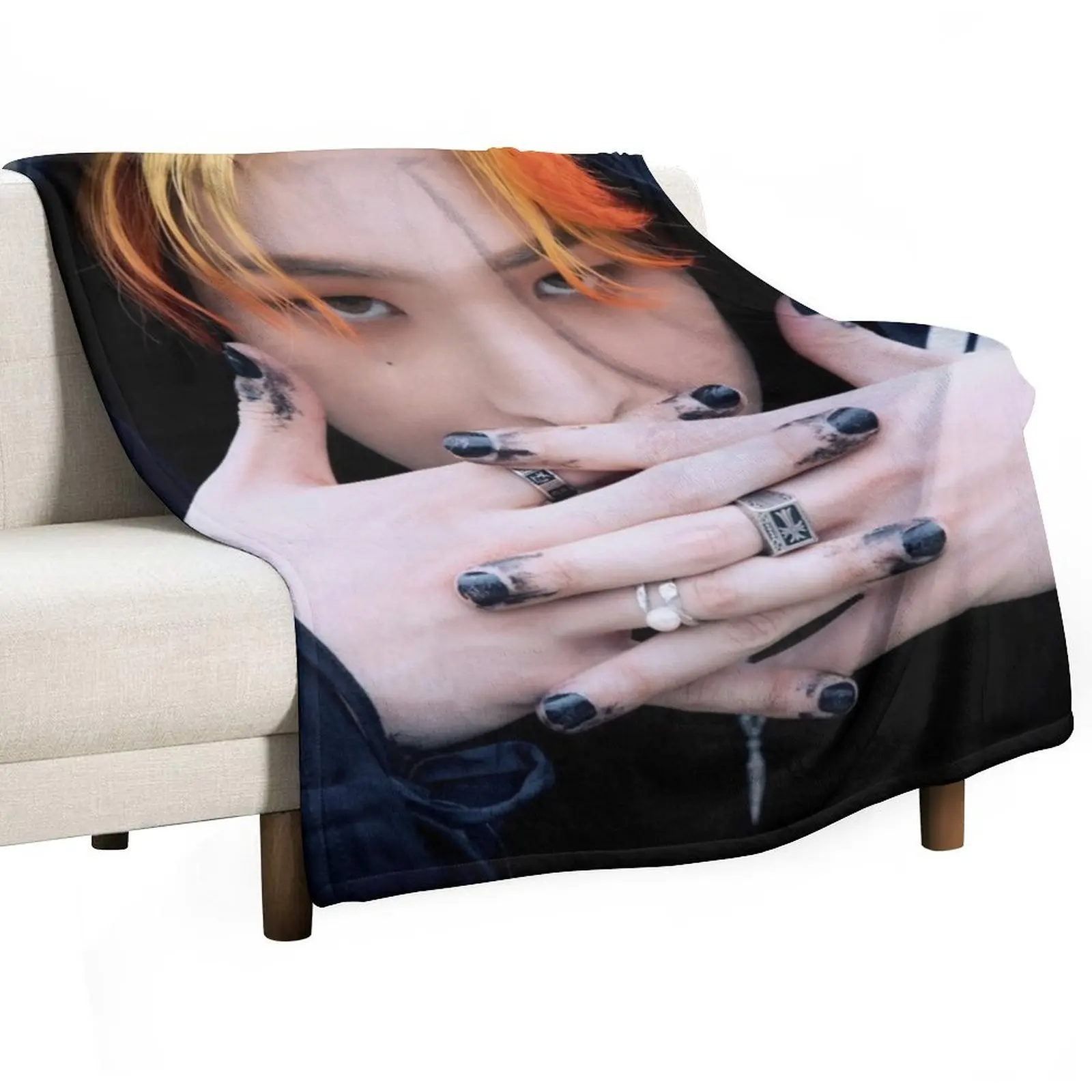 

ATEEZ MINGI HALAZIA Throw Blanket Soft Plush Plaid anime Vintage Soft Big Blankets