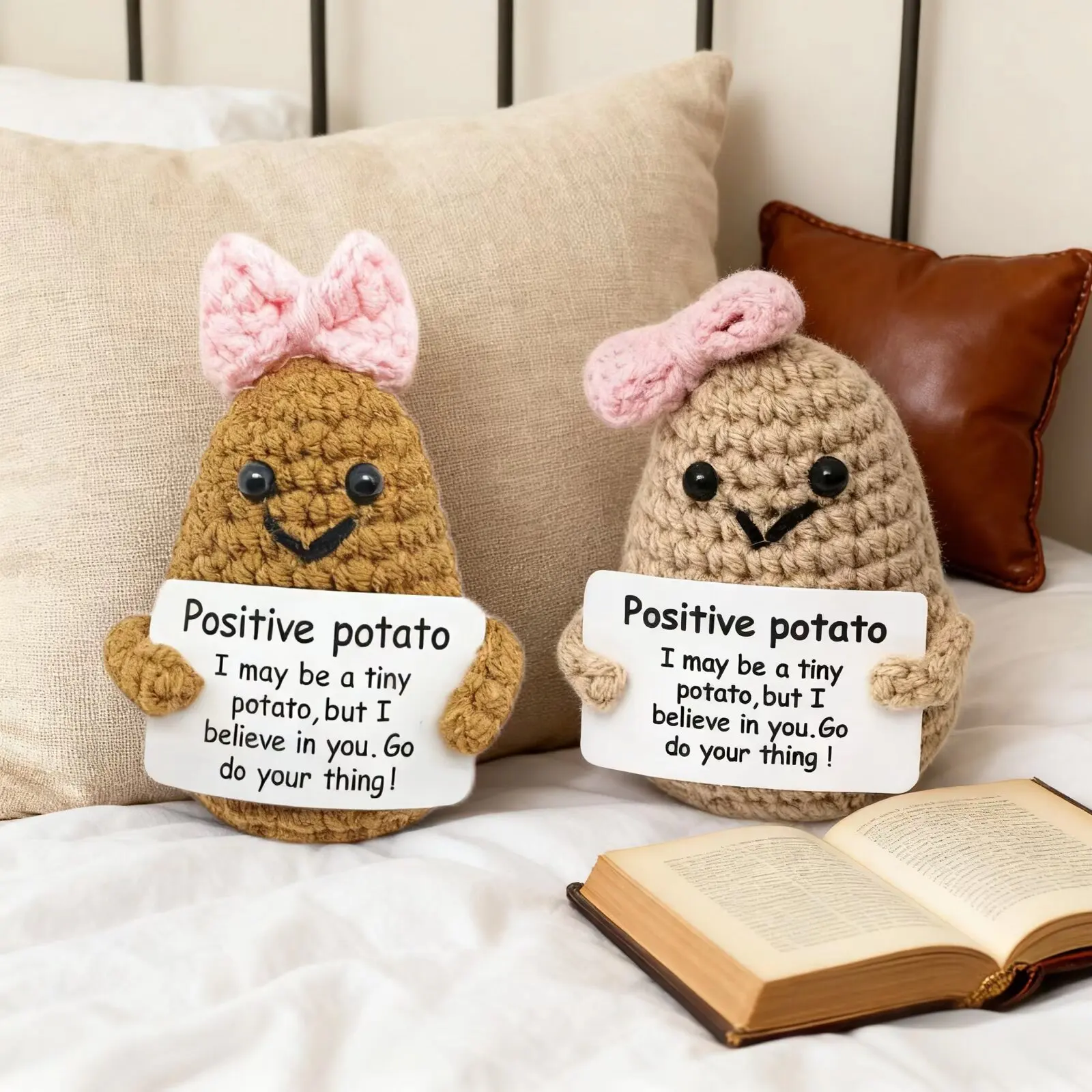 Crochet Decoration Funny Potato Desktop Ornaments With Bow Handmade Knitted Potato Cheer Up Doll With Encouragement Card