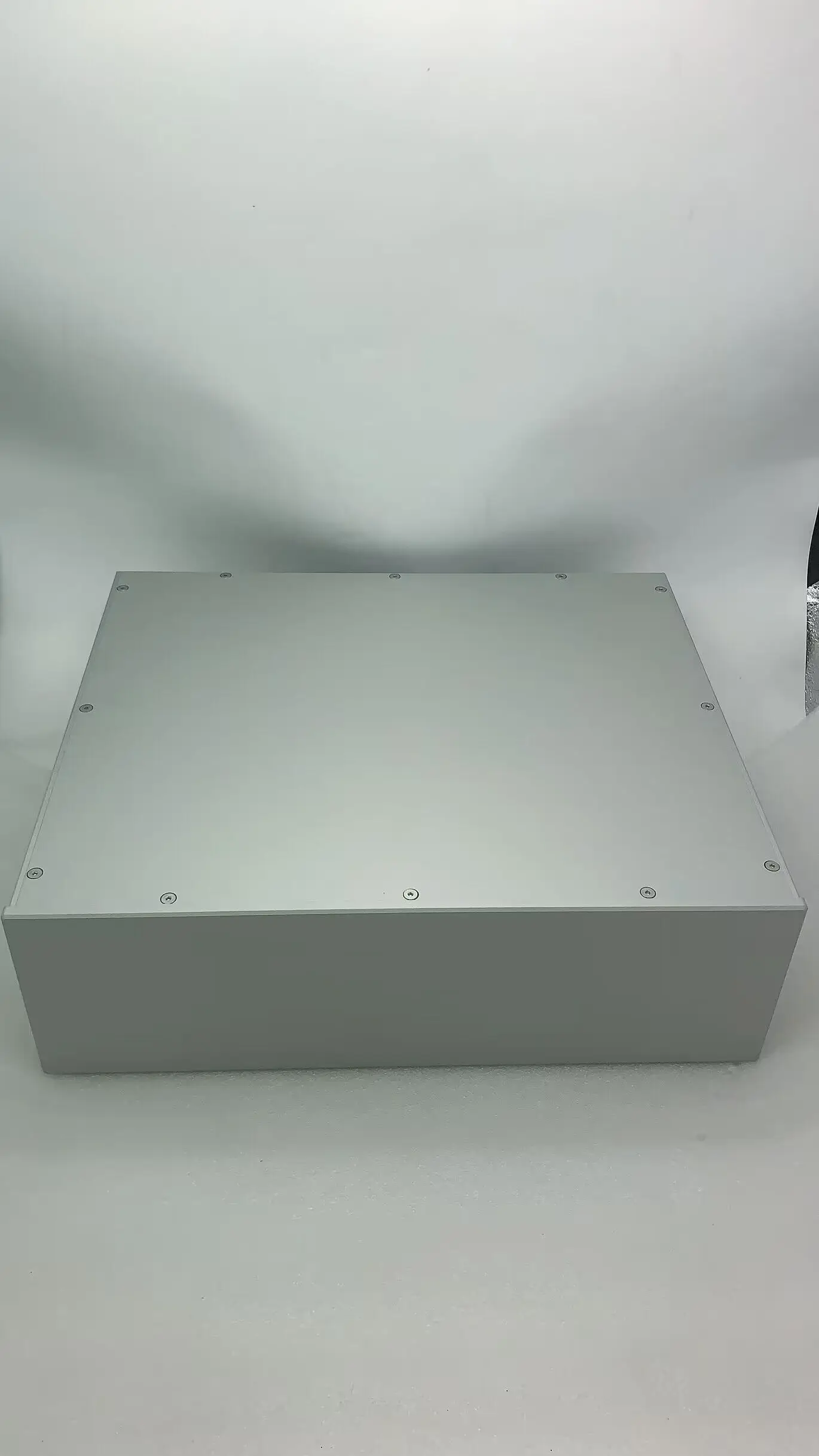 

All aluminum isolation power supply chassis American standard socket Enclosure DIY box W430 D358 H136mm