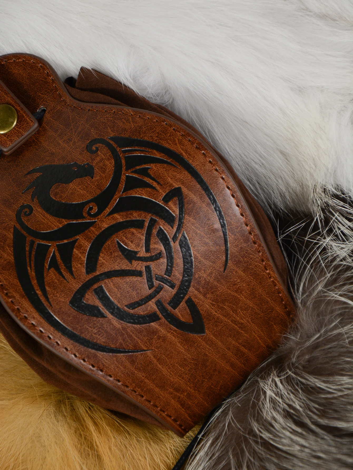 القرون الوسطى فايكنغ خمر كيس مزموم المال سلتيك تصاميم الجلود الرباط حقيبة محفظة نسائية للعملات المعدنية الرجال النساء تأثيري حلي الملحقات