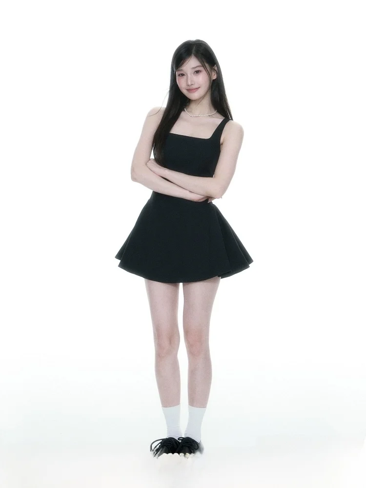 

Летнее женское платье ELEVEN SP Bla в корейском стиле с красивым принтом в горошек, на тонких бретелях, для повседневной носки, приталенное, А-силуэт, с юбкой-трапецией