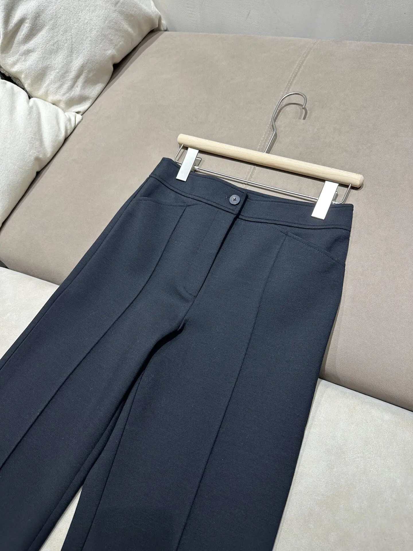 New High-Quality Women'S Fall/Winter Straight-Leg Wool Trousers – Versatile Solid Black (2026 Collection)