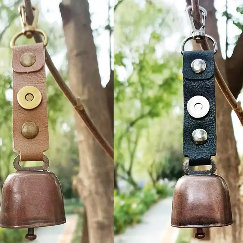 1pcs Outdoor Repellent Bear Bell Camping Retro PU Wind Chime Keychain Accessories Hiking Reminder Bell for Fishing Pet Pendant