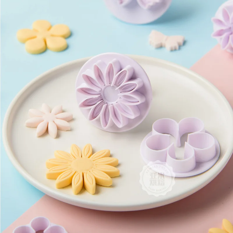 Fondant Cake Decorating Tool Cookie Embosser Mold Cartoon Sunflower Heart Shaped Biscuit Pastry Stamp Hand Press Baking Mould