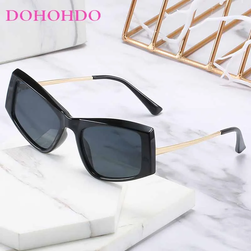

Fashion Oversized Metal Square Frame Sunglass Men Women Luxury Designer Shades Street Photography Summer Traveling Eyewear UV400