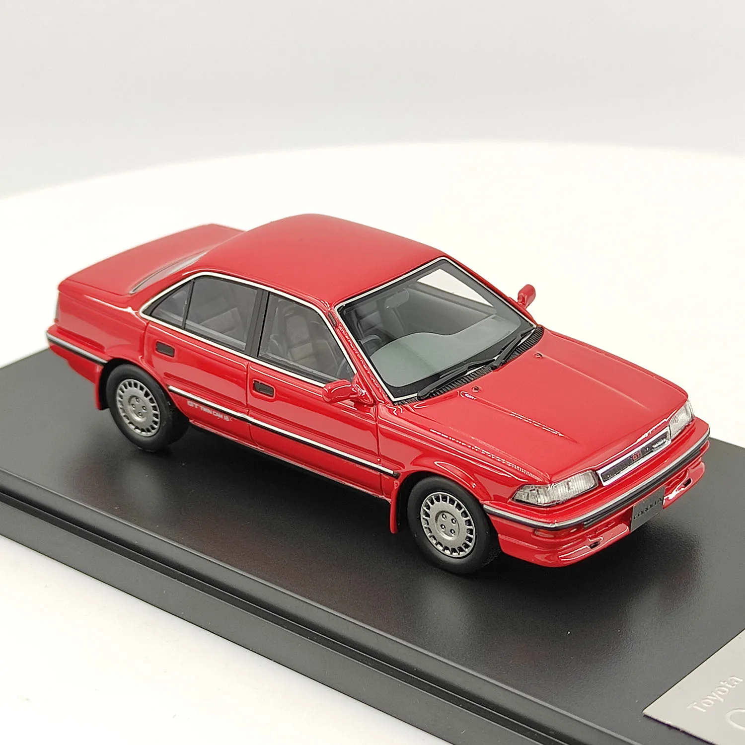 Hi-Story – modèle de voiture en résine, échelle 1:43, Toyota Corolla GT 1987, jouet à collectionner, cadeau, affichage Souvenir, ornement