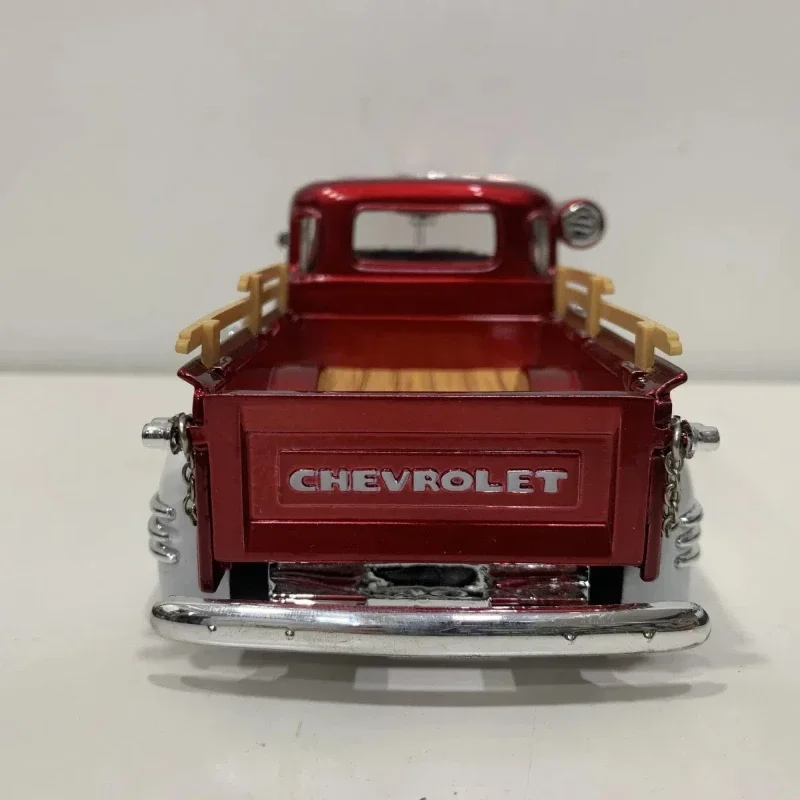 Jada 1:24 1951 Chevrolet Pickup High Simulation Diecast Car Metal
