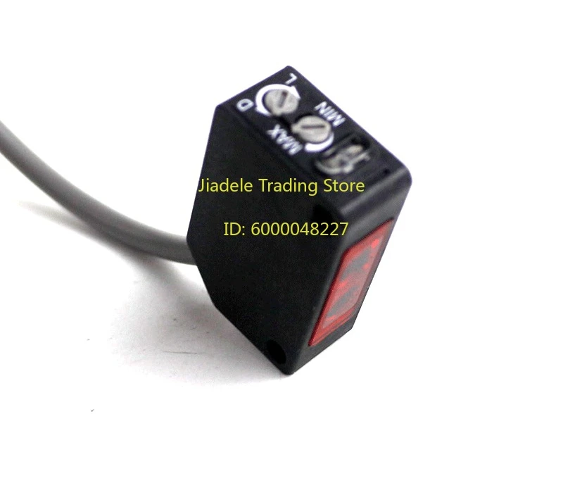

PTZ-TM20N Japan square photoelectric switch sensor NPN output on-beam sensor brand new original PTZ-TM20N