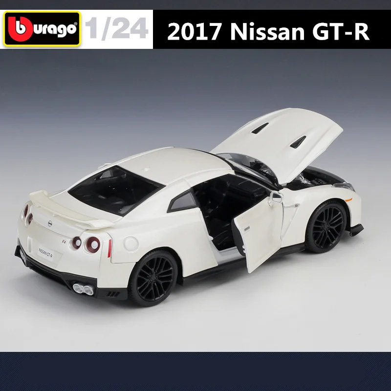 Bburago-nissan-アーニーラインgtr r35合金レーシングカーモデル,ダイキャストメタル,スポーツカー,ハイシミュレーション,子供のおもちゃ,ギフト,1:24