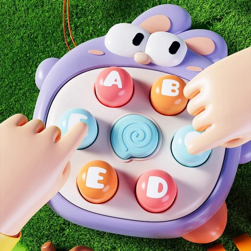 ของเล่นฝึกการประสานมือและตา ตีตุ่นขนาดเล็ก สีสุ่ม ของเล่นบีบนิ้วคลายเครียดสำหรับเด็ก