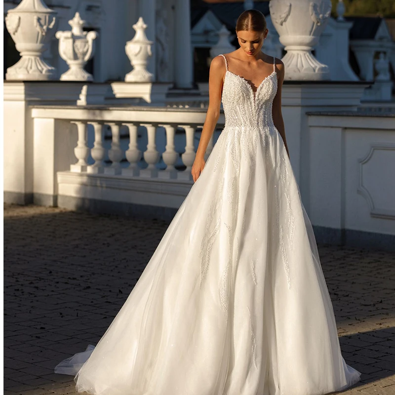 

Elegant Wedding Dress Organza With Embroidery A-Line Floor Length Ballgown V-Neck Spahrtti Strap Sleeveless Bride Robe De Mariee