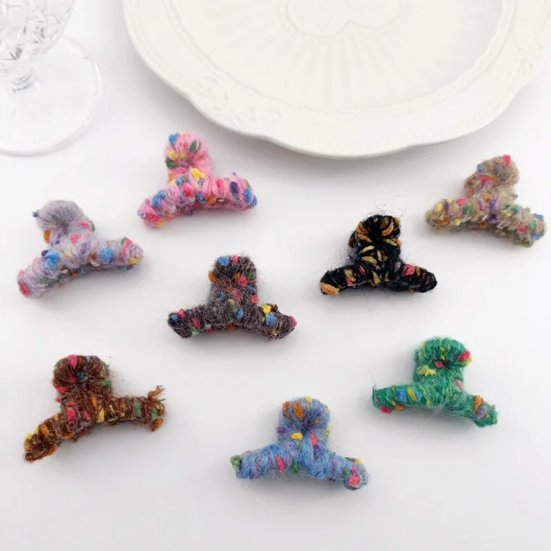 1pc 4.5cm Mini small size grab clip French colored wool winding grab clip color dot hair grab female shark clip ins style