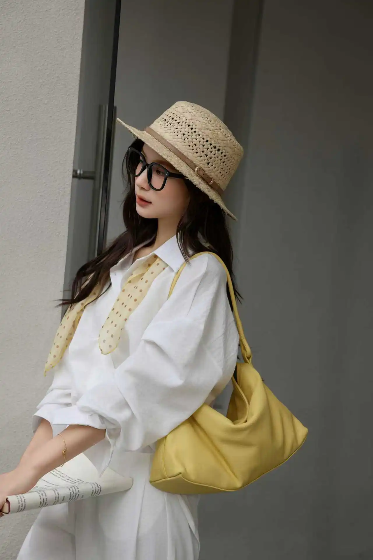 

2026 New Simple Hobo Bag, Genuine Cowhide Commuter Bag, Women's Niche Shoulder, Underarm & Crossbody Handbag