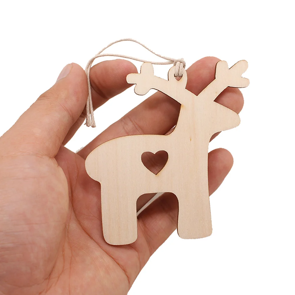 

30Pcs Wooden Elk Hanging Ornaments Heart Cutout Christmas Decor DIY Craft Decorations for Party and Home Wooden Ornament