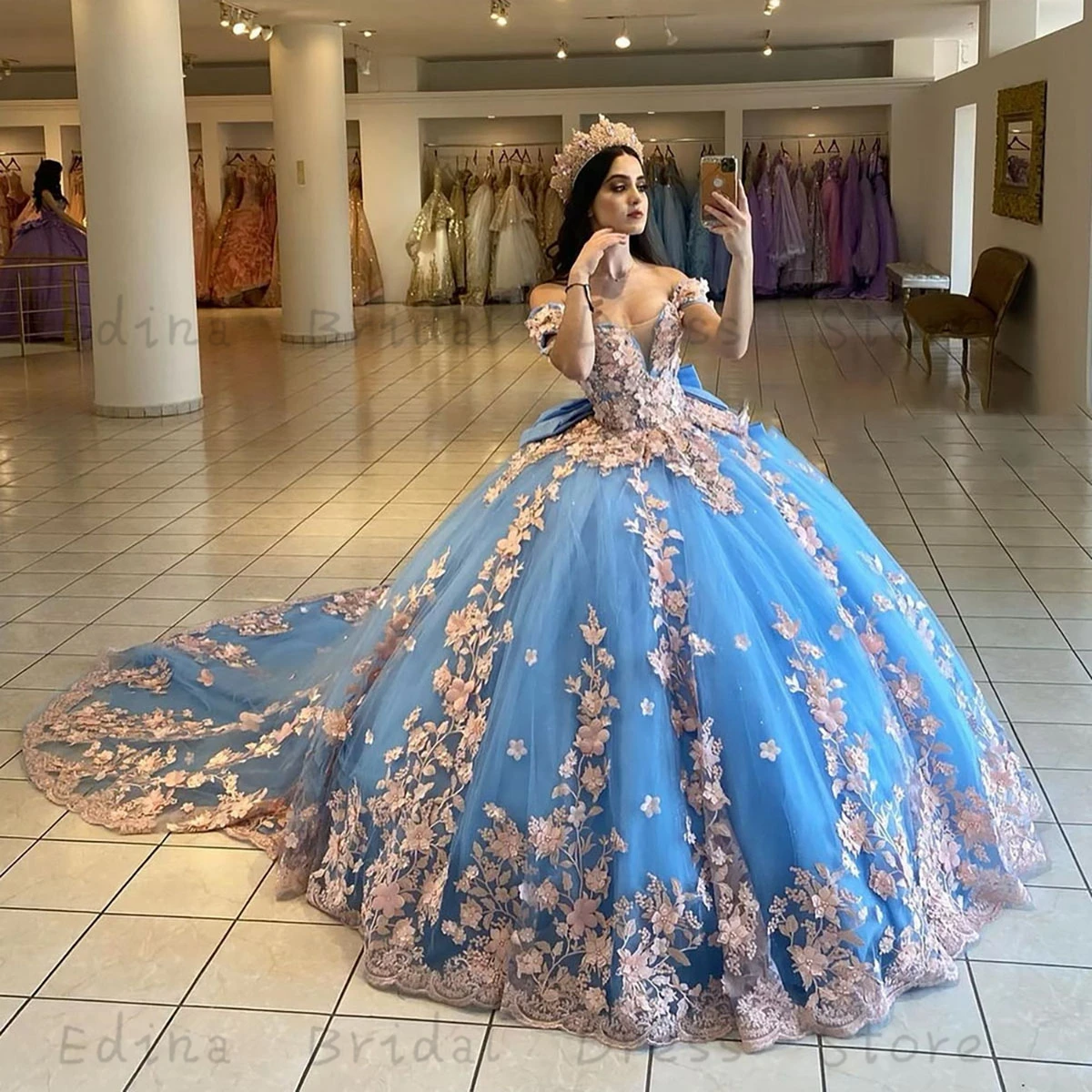 Prinzessin Stil hellblaue Spitze 3d Blumen Quince anera Kleid für Mädchen fegen Zug von der Schulter formelle Kleid mit Bogen Vestidos