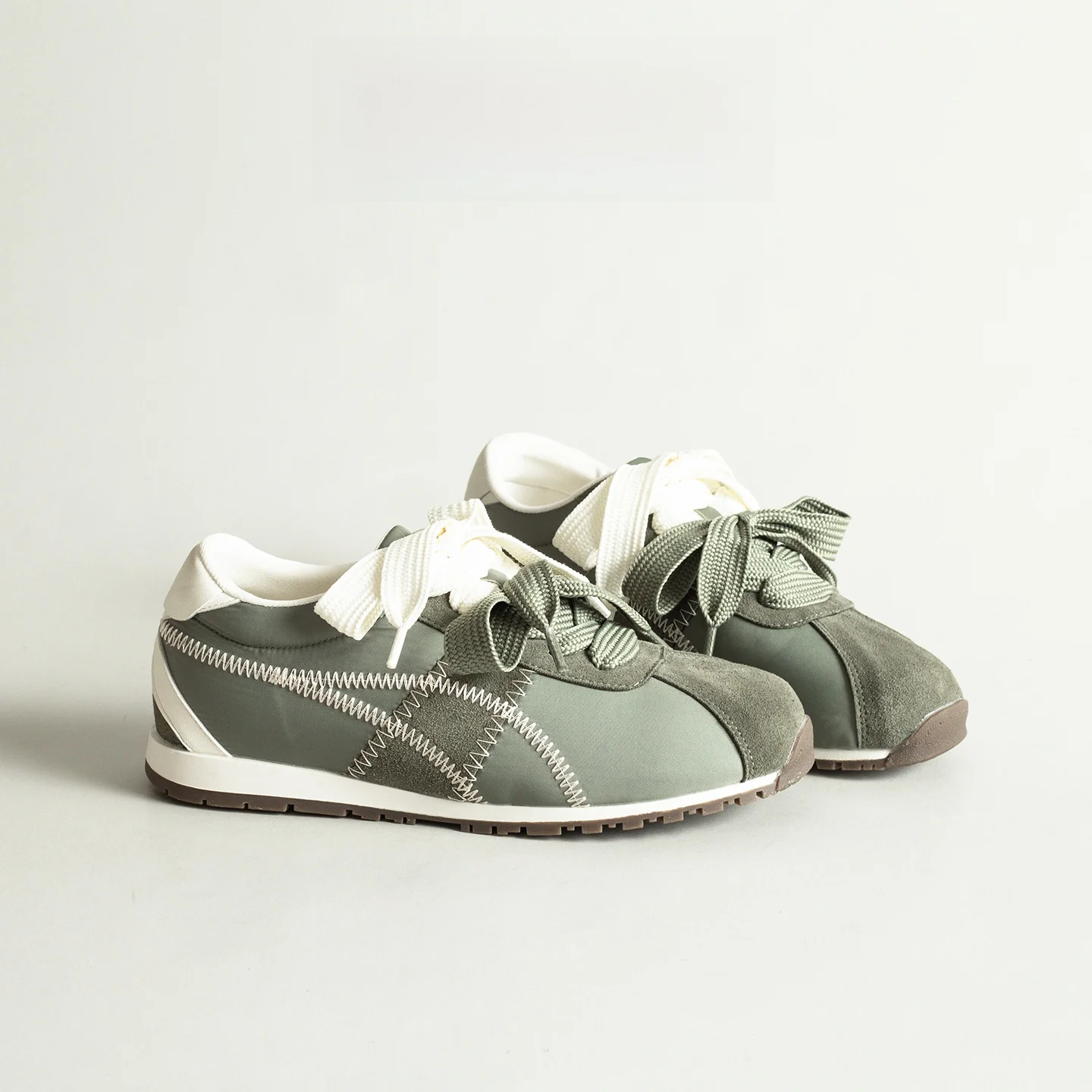 chaussures-de-sport-decontractees-agan-en-cuir-et-soie-pour-femmes-nouvelle-collection-2026-style-retro-rehaussantes-a-semelle-souple-et-respirantes