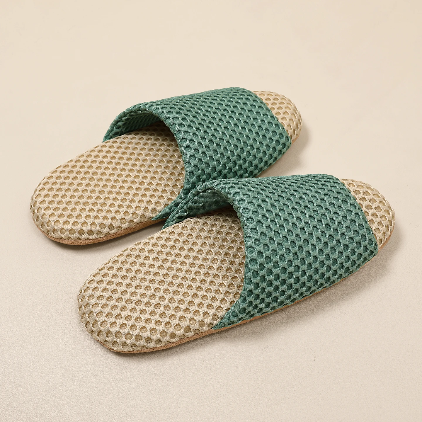 Unisex leise Hausschuhe mit Wildledersohle, geräuschreduzierend, atmungsaktives Mesh, offene Zehen, für Herren und Damen – Detail 23