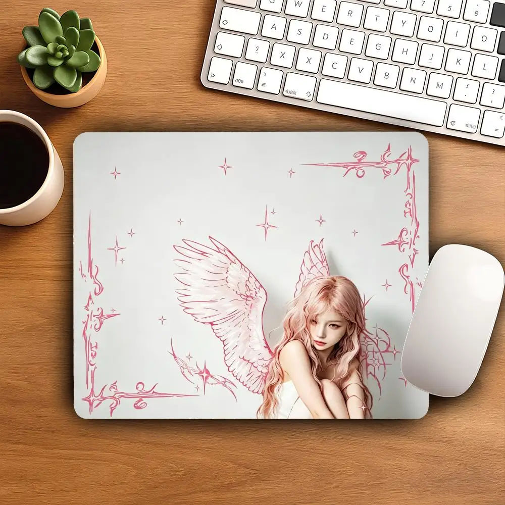 Pink Angel Wings Print Small Mouse Pad Cute Desk Mat Non-Slip Rubber Base for Gaming & Office Decoration