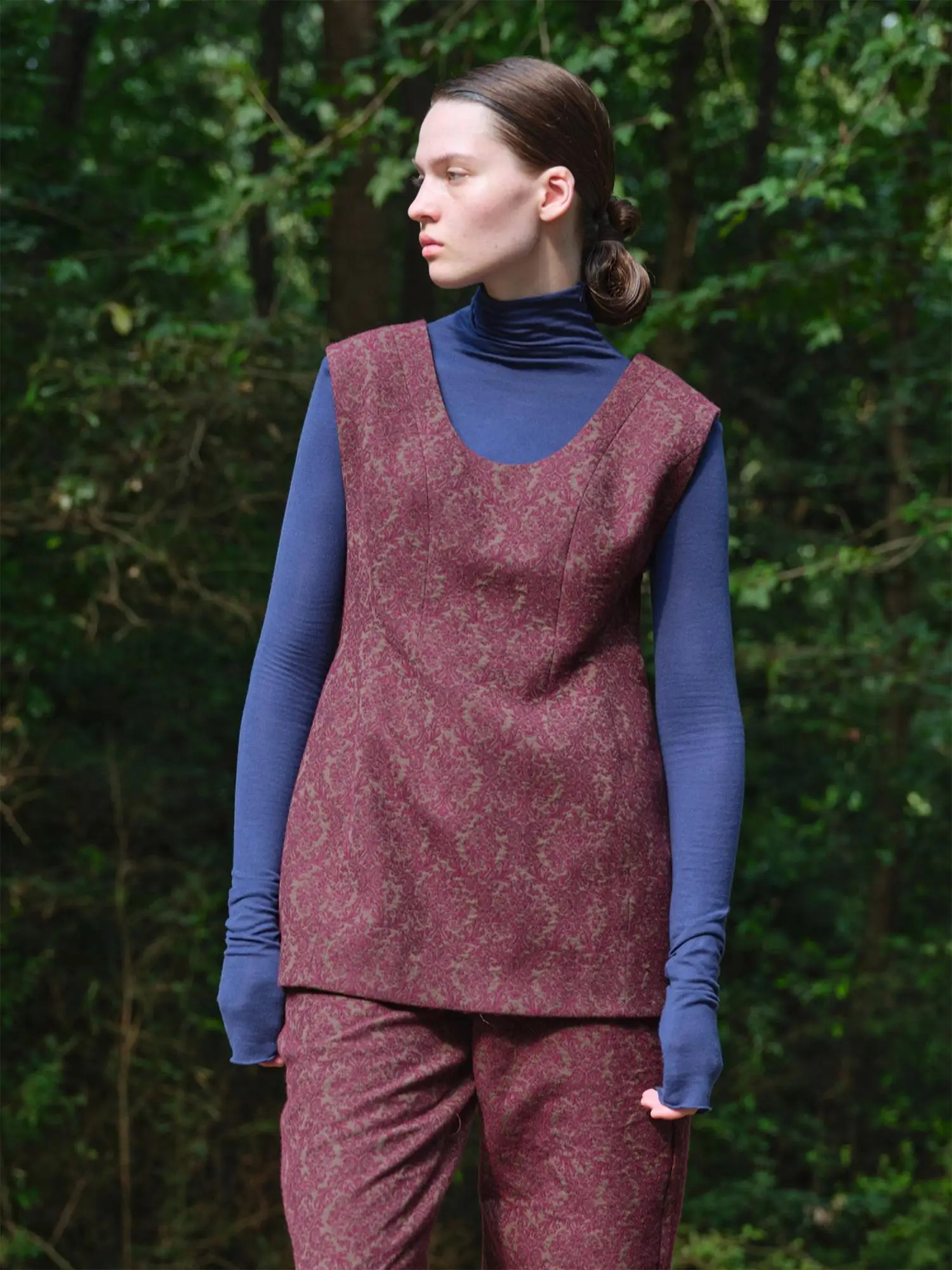 

Женский утягивающий топ PBlueDot с фиолетовой вышивкой, U-образным вырезом, в китайском стиле, оригинальный дизайн, хлопок с добавлением шерсти