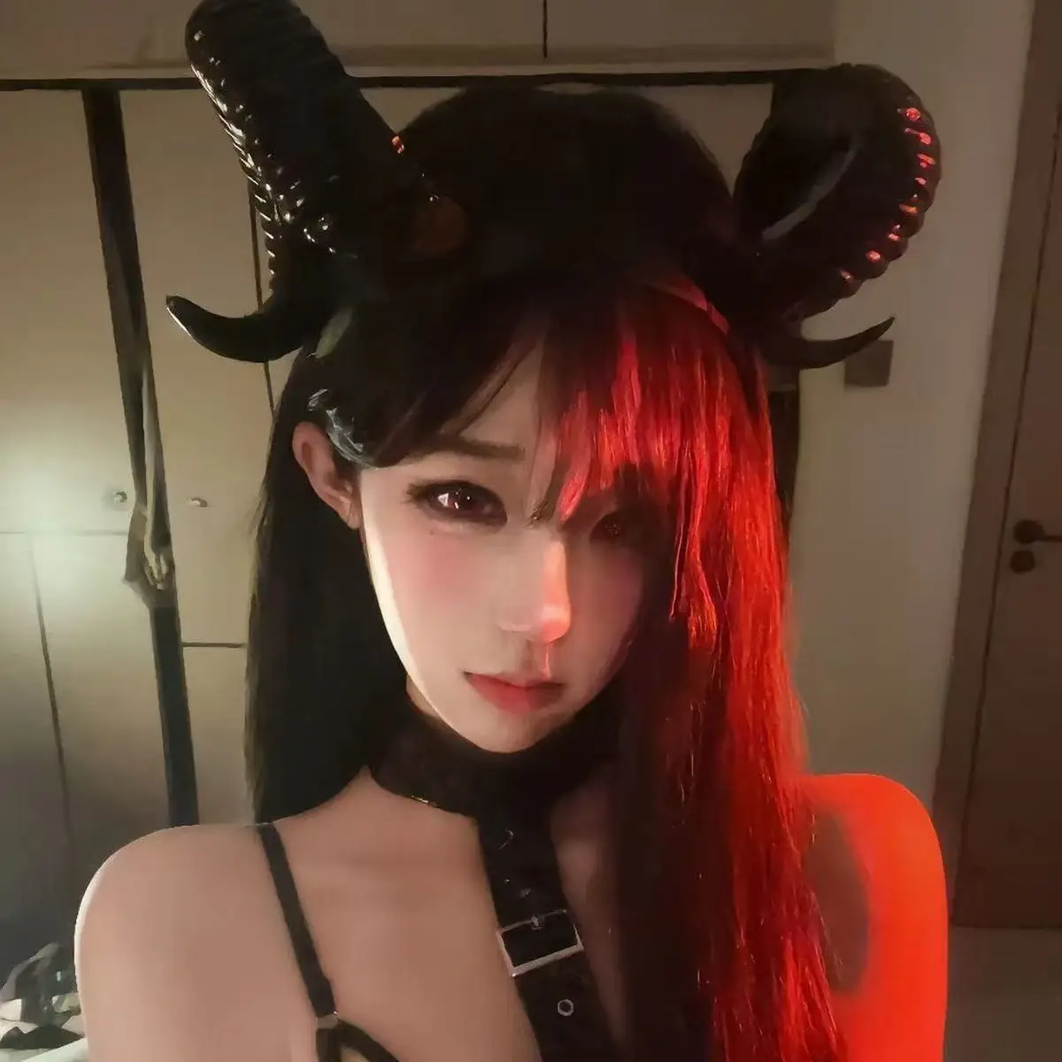 Dark Style Succubus Halloween Goat Horn Headband, Demon Ox Horn Cosplay Headdress, Gothic Devil Horn Hair Hoop Hair Accessories