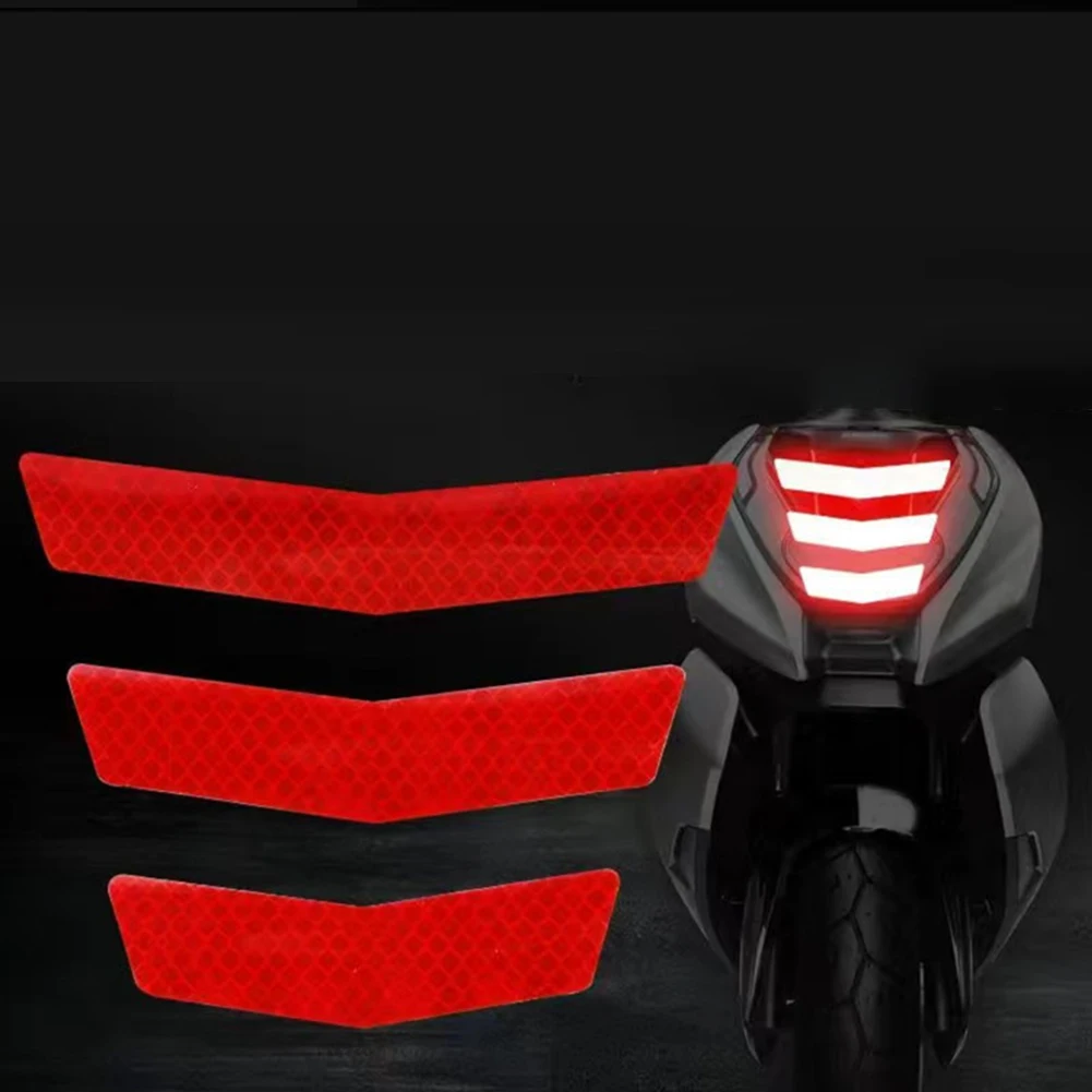 

Waterproof Reflective Car Motorcycle Trapezoidal Arrow Tail Fender Bumper Stickers Easy Installation UV Resistant