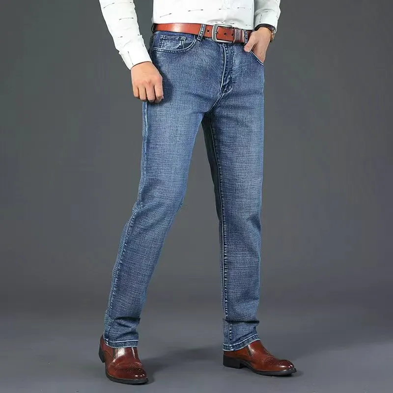 2026 Neue Business-Herrenjeans Lässige Gerade Stretch-Jeans Modische Klassische Blaue Schwarze Arbeits-Denim-Hose Herrenbekleidung