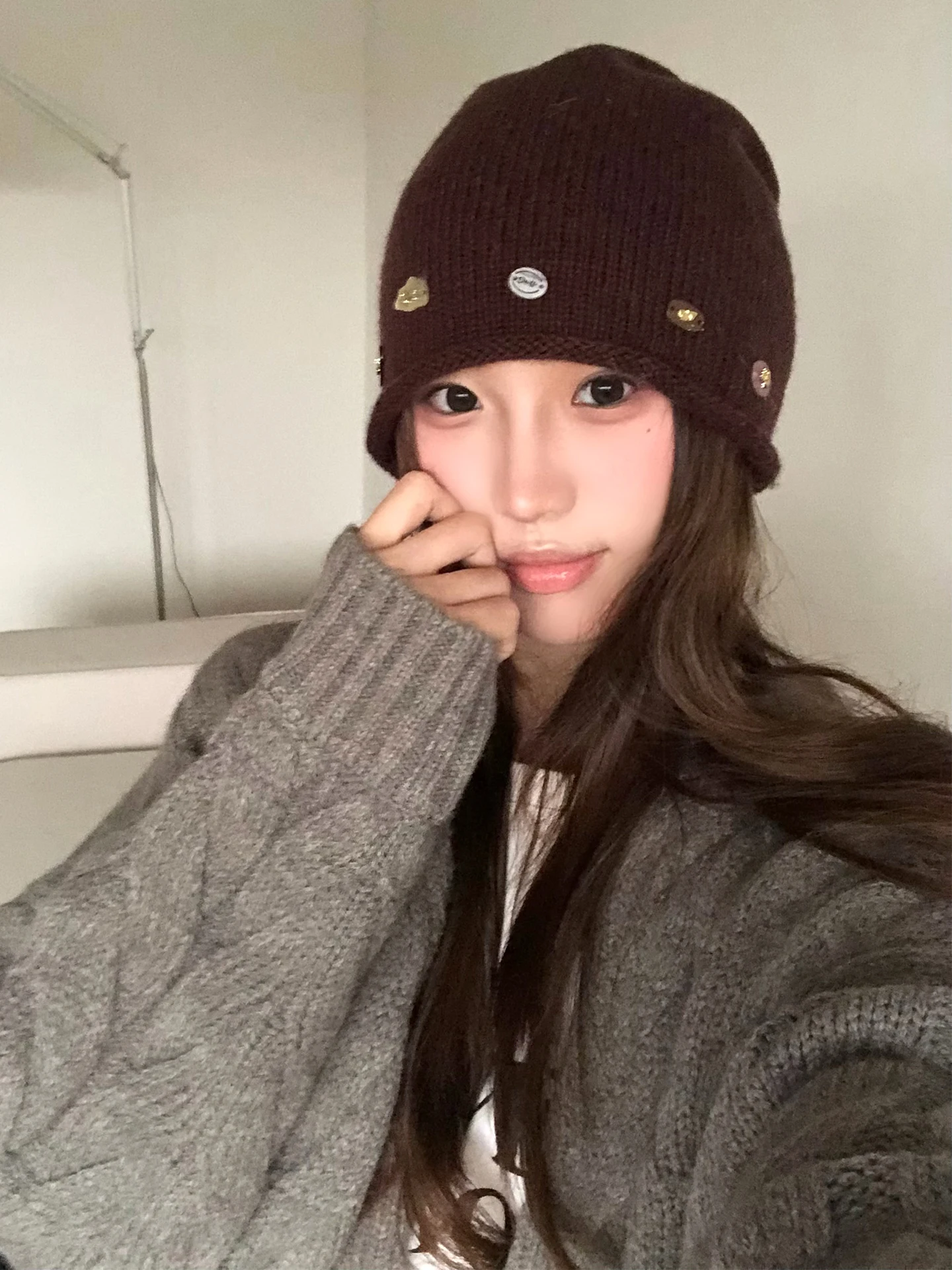 Designer Irregular Button Knit Slouchy Beanie Women's Winter Warm Beanie Slimming Face-Slimming Skull Cap