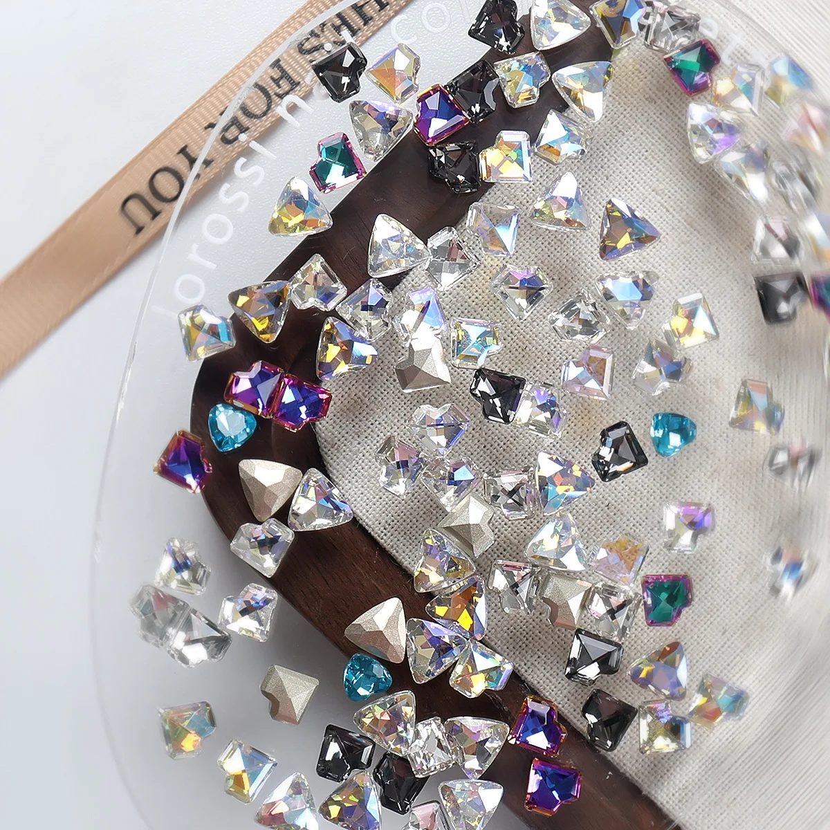 20 SZTUK Mieszane kolory 3D Crystal Love Heart Nail Art Rhinestone Charms Parts Diamond Akcesoria do manicure Paznokcie Dekoracje Materiały eksploatacyjne