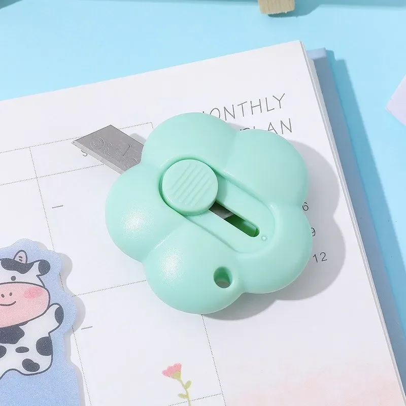 かわいい花のミニユーティリティナイフ、家庭、オフィス、学校の文房具、切断用品用のポータブルカッティングマシン