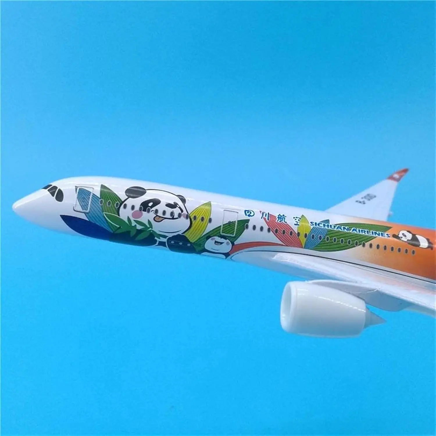 Aircraft Model Alloy Simulation 20CM for Sichuan Airlines for Airbus A350 Simulation Panda Painting Miniature Desk Decoration