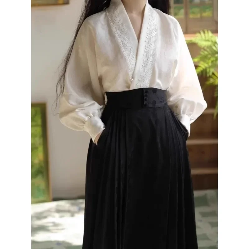 Heavy Industry White Pearl Button Three Dimensional Green Leaf Jacquard Long Sleeve Hanfu Top Women Autumn Winter Fashion Shirt