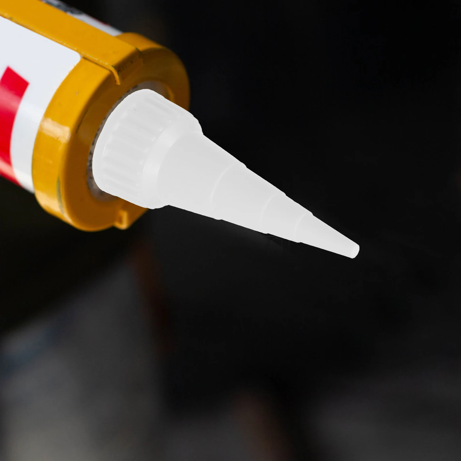 

20Pcs Caulking Nozzle Tips Precision Caulk Applicator Reusable Sealing Nozzle Easy Installation Caulk Saving Caps