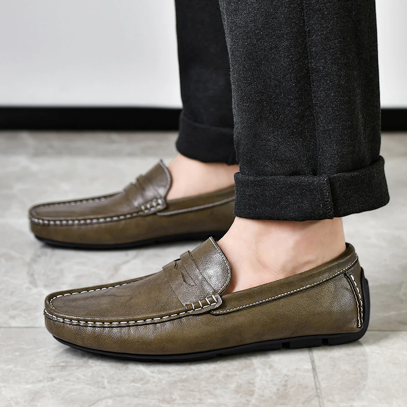 Genuine Leather Brand Mens Loafers Fashion Mens Slip-on Footwear Punching Outdoor Flats Soft Moccasins Comfy Men's Casual Shoes