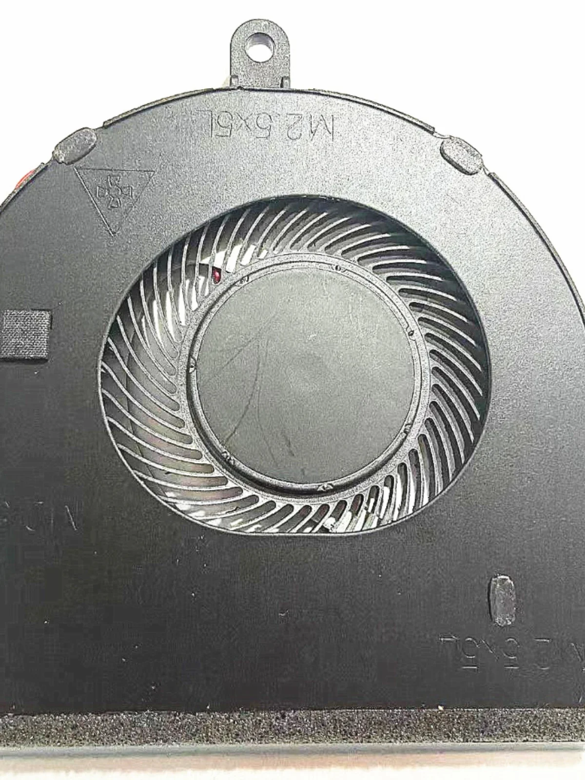 ORIGINAL INSPIRON 5570 5593 5575 3583 P75F 3501 FAN