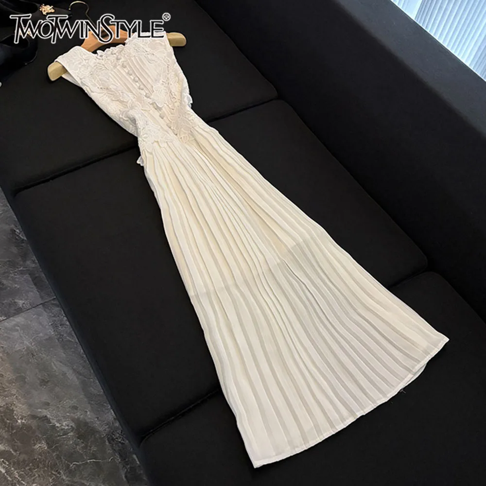 

TWOTWINSTYLE Elegant Spliced Appliques Solid Dresses For Women Round Neck Sleeveless High Waist Vintage Dress Female GDR949398